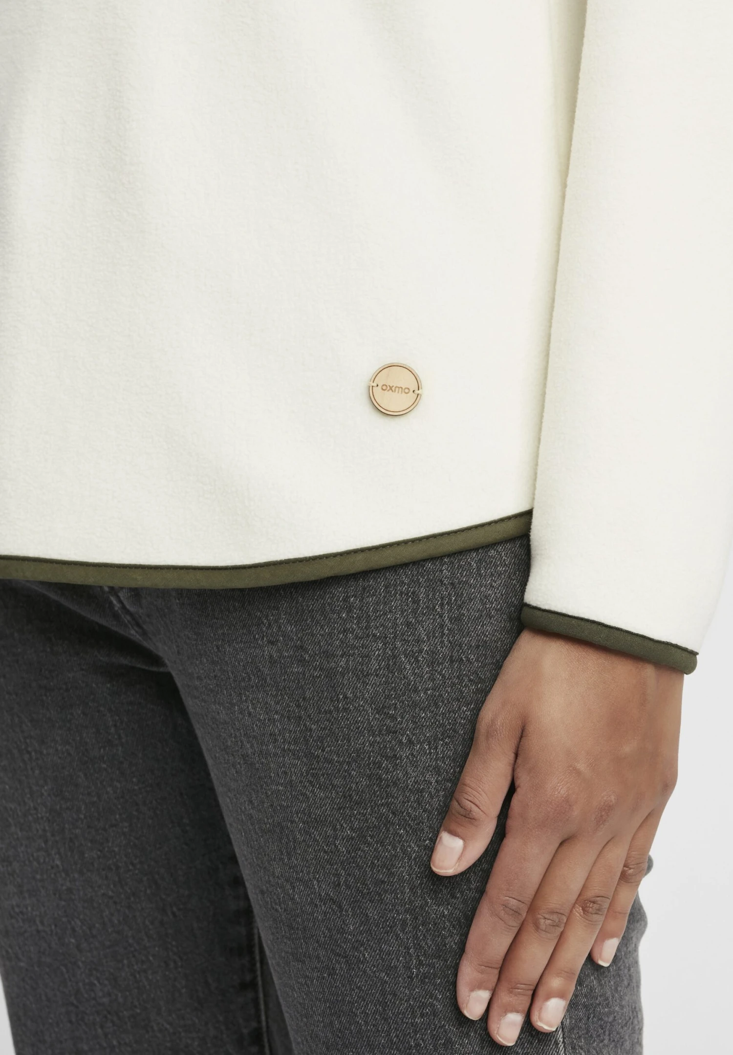 OXMO OxmalitaFelpa In PileOff White Donna Felpe 1OX21D000-A11 5 OXMO OxmalitaFelpa In PileOff White Donna Felpe 1OX21D000-A11 - immagine 5