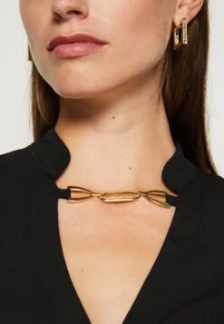 Sharon Tuta JumpsuitJet Black Donna Tute Jumpsuit 2GU21T022-Q11 -Moda Femminile fdae027695fc436483d8ebc9c8a007c7